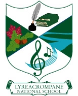 Lyreacrompane Crest